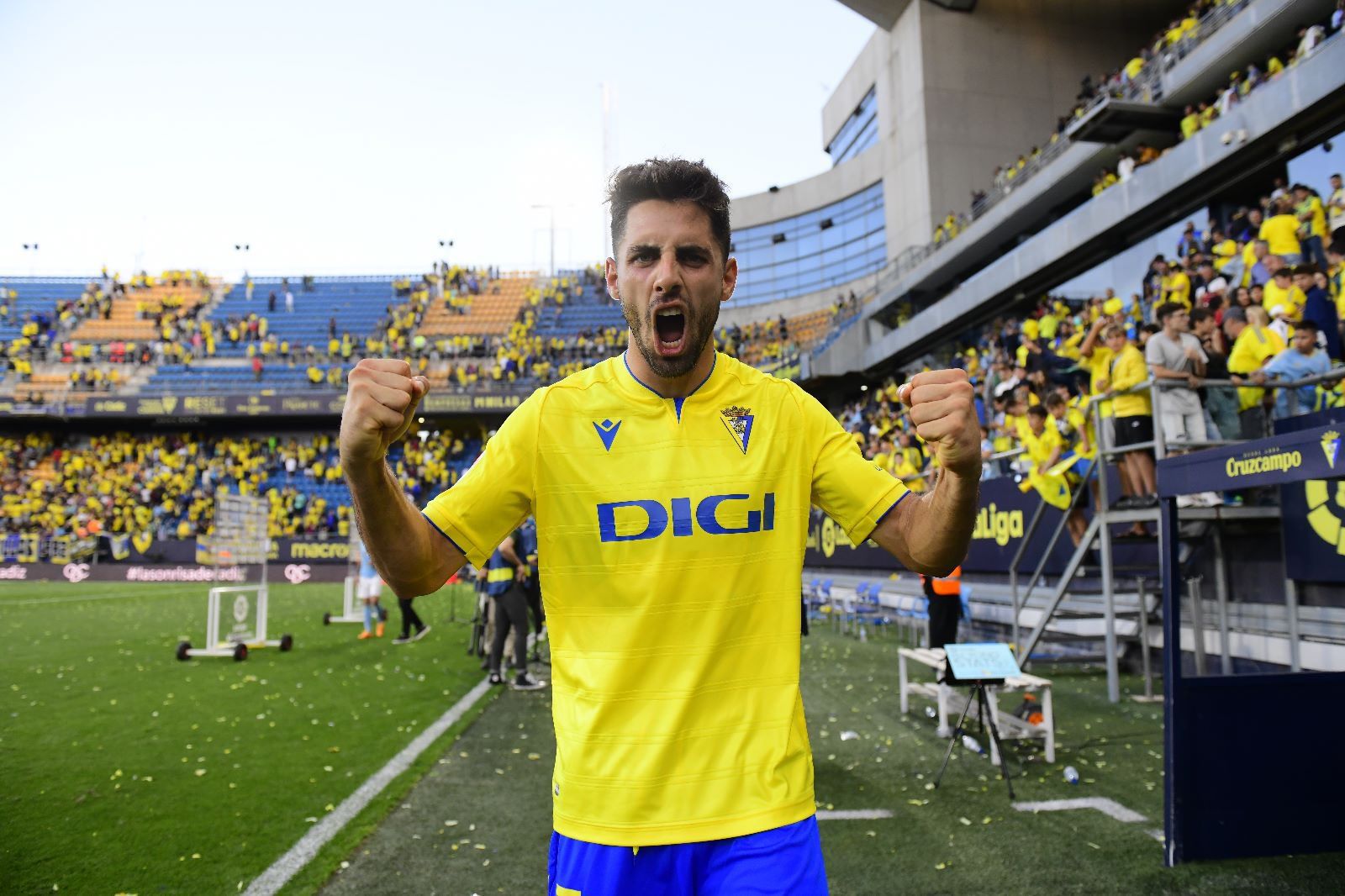 El Cádiz CF se prepara para su último partido en casa con la mirada en el futuro