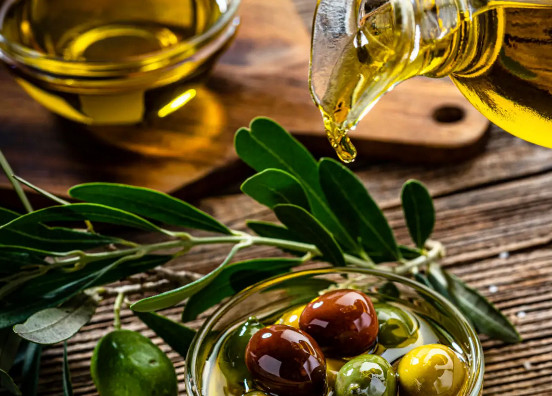 Las exportaciones de aceite de oliva siguen creciendo, pero el valor total baja en 2025