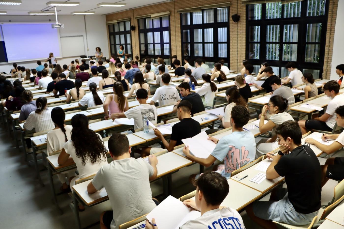 Último día PAU Andalucía: exámenes voluntarios para subir nota