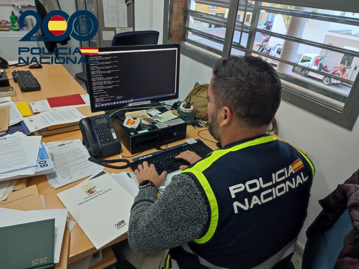 Detenido docente en Sevilla por vídeos pedófilos en una operación internacional contra la pornografía infantil