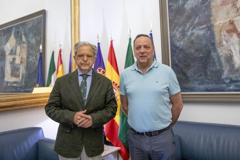 Foto Firma Convenio FACUA diputación Córdoba