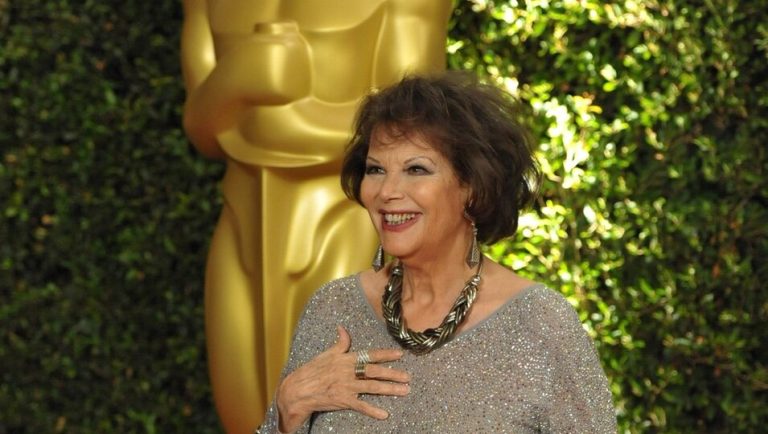 49822_claudia-cardinale-ceremonia-entrega-governors-awards-2013_m