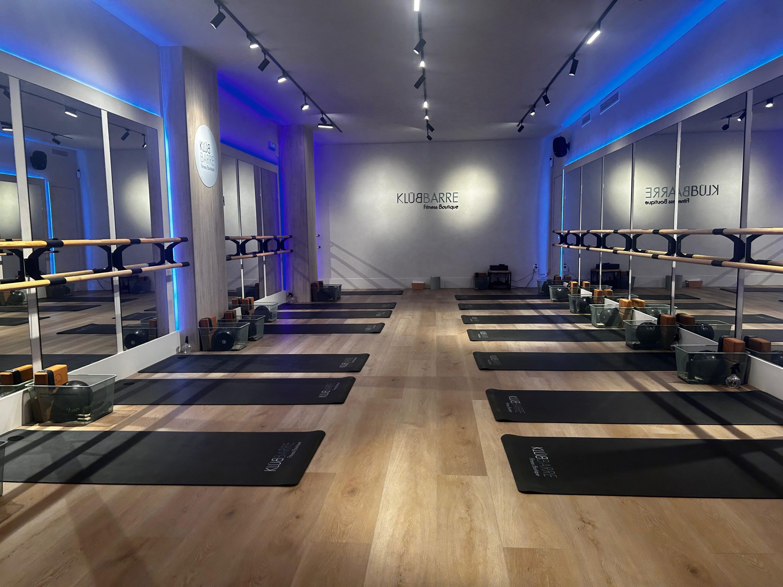 aa210672-4dbe-477d-9a3f-6e416cd4d311