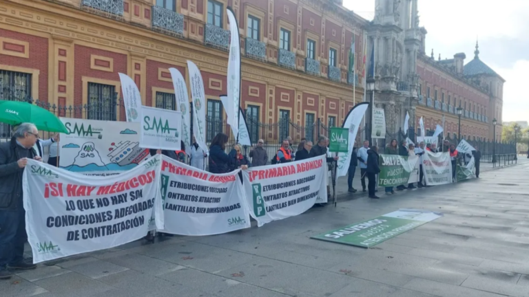 Huelga sanitaria en el Palacio de San Telmo, Sevilla. Foto. Sindicato Médico Andaluz (SMA)