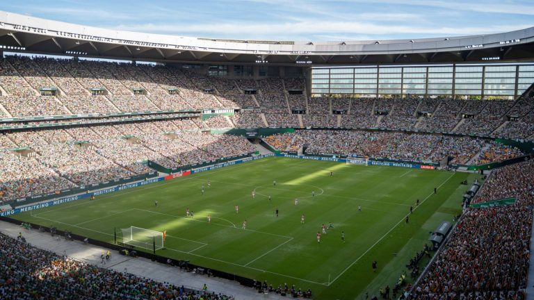 estadio cartuja interior