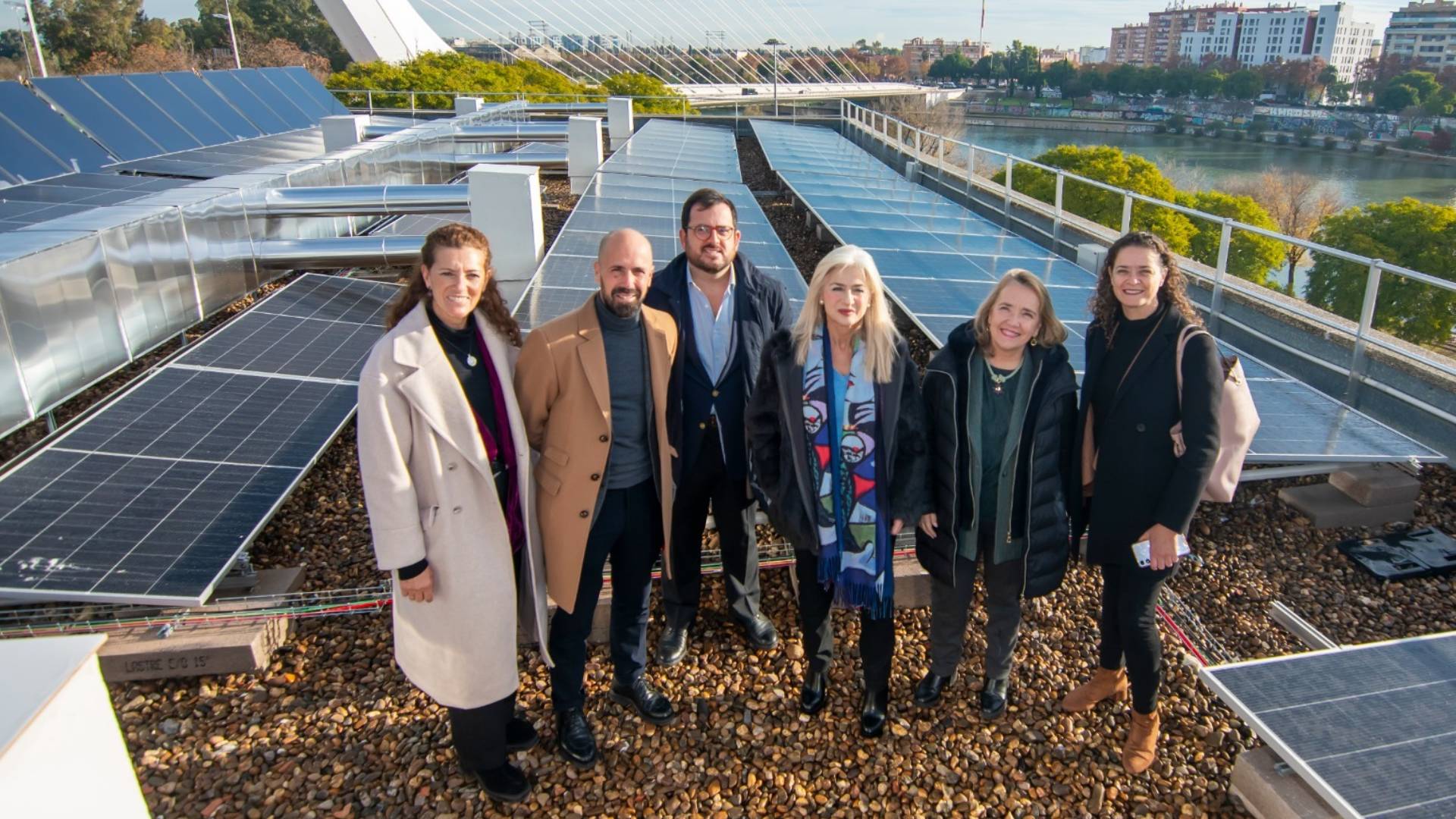Patricia del Pozo junto a su equipo visitan las instalaciones del CEAR tras finalizar las obras de mejora de la eficiencia energética y la accesibilidad.