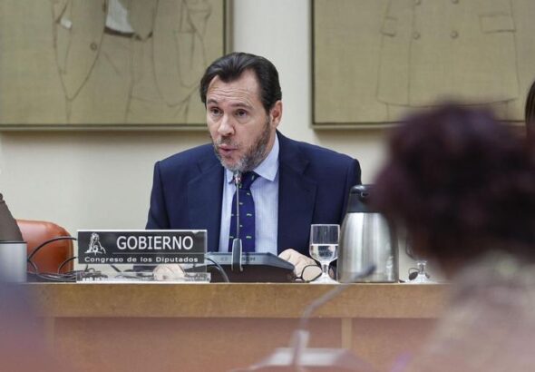 Óscar Puente comparece en la Comisión de Transportes y Movilidad Sostenible