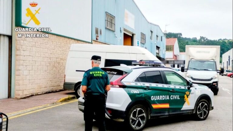 24b792f6-5936-40ca-aa49-717618b92244_source-aspect-ratio_1600w_0