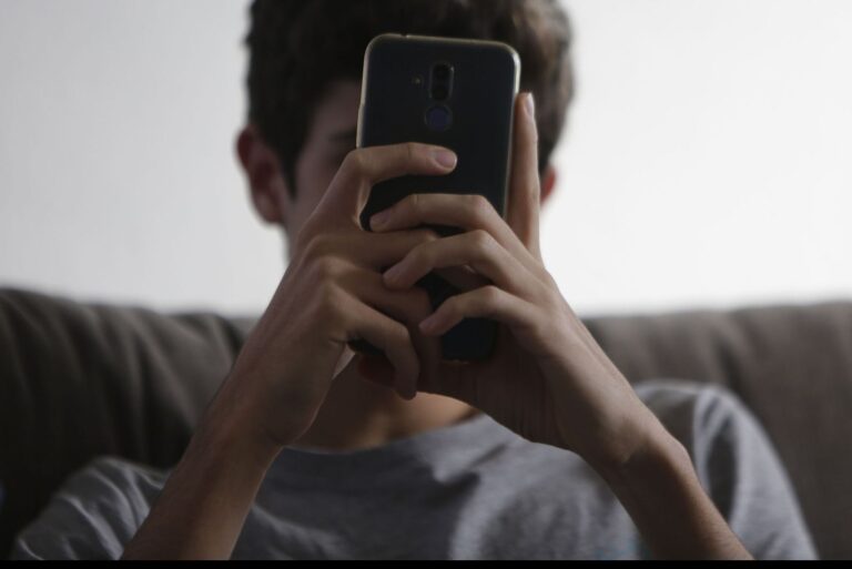 8b6e27bc-9ab6-49b6-a640-2547bf4c12dc_source-aspect-ratio_1600w_0