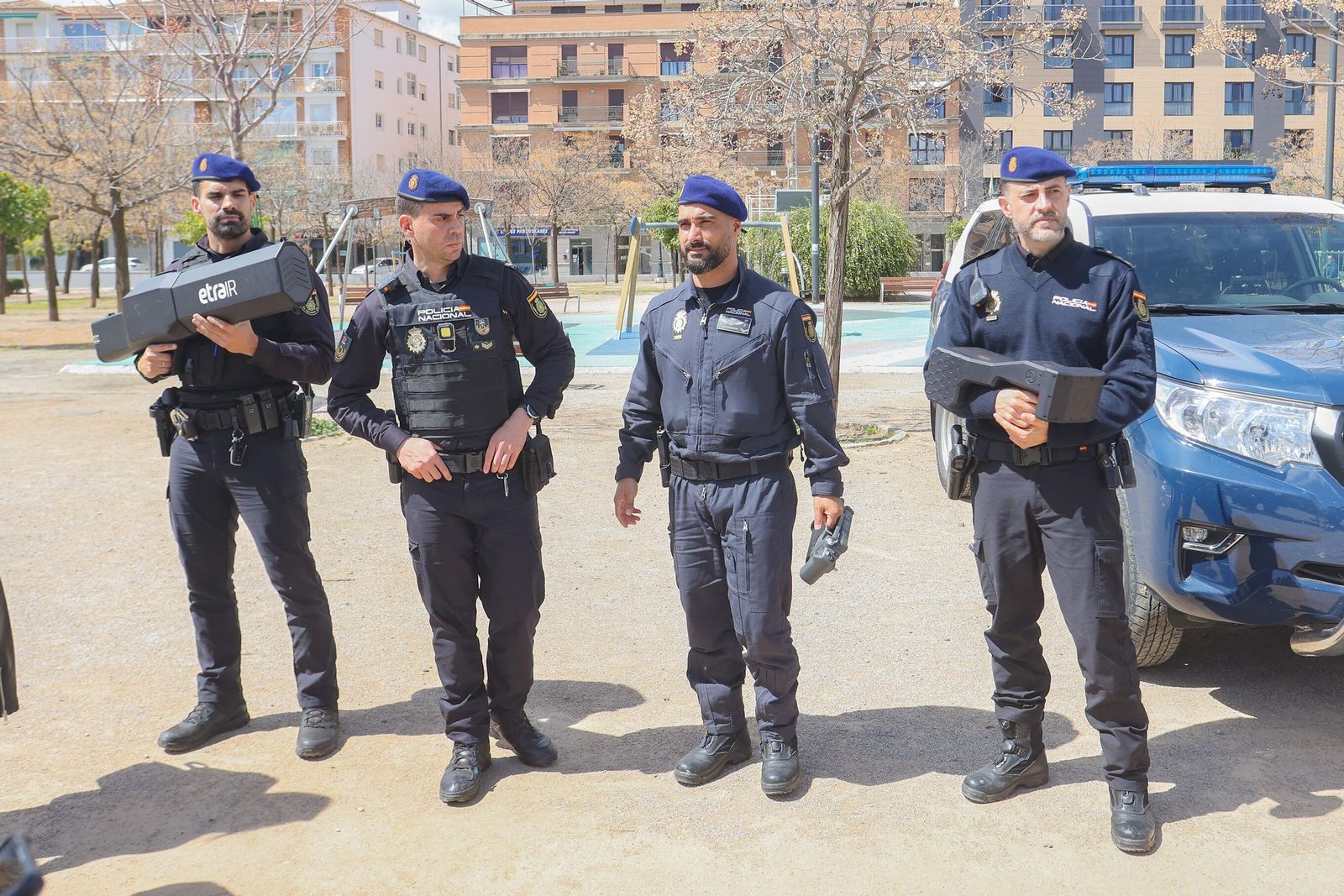 b7f080cb-3f40-424b-b812-a95fb0562263_source-aspect-ratio_1600w_0