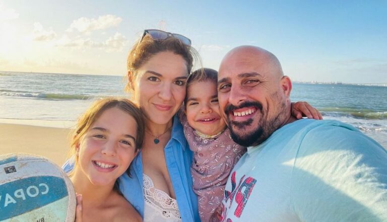 lolita-y-su-familia-unas-de-las-protagonistas-de-perfectamente-imperfectos_4_1000x574 (1)