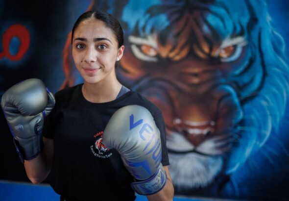 luchadora-muay-thai-malena-ruiz-cd-team-abuelo-23_4_1000x574